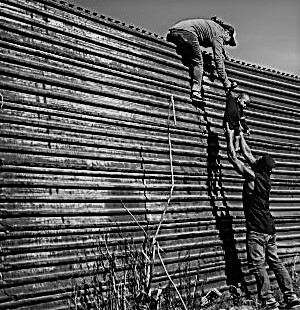 MEXICO-HONDURAS-US-MIGRATION-AFP PICTURES OF THE YEAR 2018